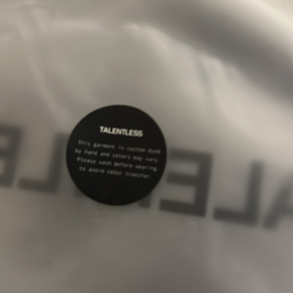 Talentless Black Sweatshirt NWT   Pullover Hoodie L/1,XL/1 - Picture 8 of 9